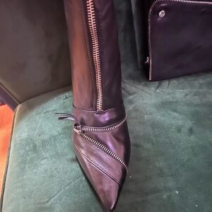 Gorgeous Arla Black Knee-High Stiletto Moto Dress Boots